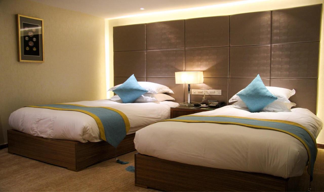 Yiwu Wendemu International Hotel Exterior photo