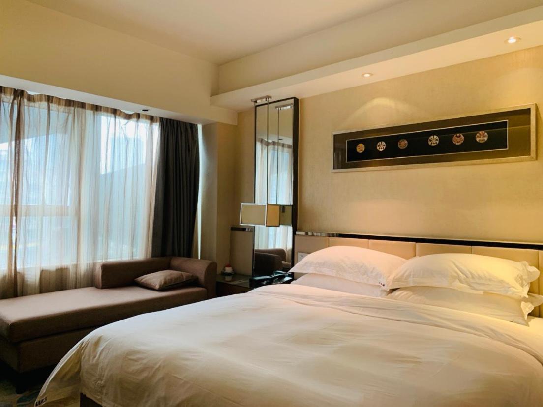 Yiwu Wendemu International Hotel Exterior photo