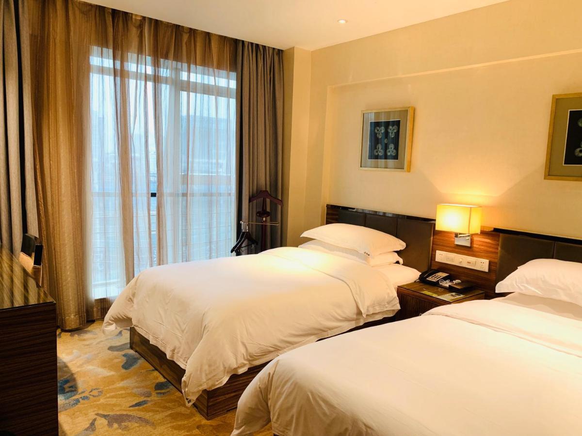 Yiwu Wendemu International Hotel Exterior photo