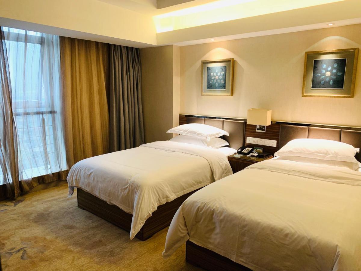 Yiwu Wendemu International Hotel Exterior photo